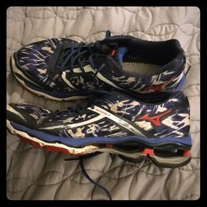 Mizuno running shoes